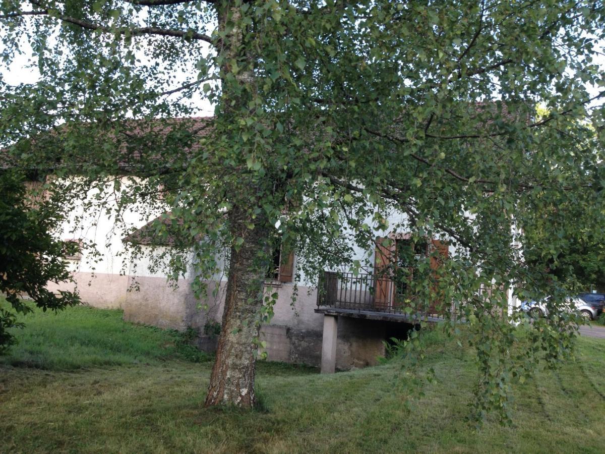 Ferme De Ma Grand-Mere Le Haut-du-Them Eksteriør billede